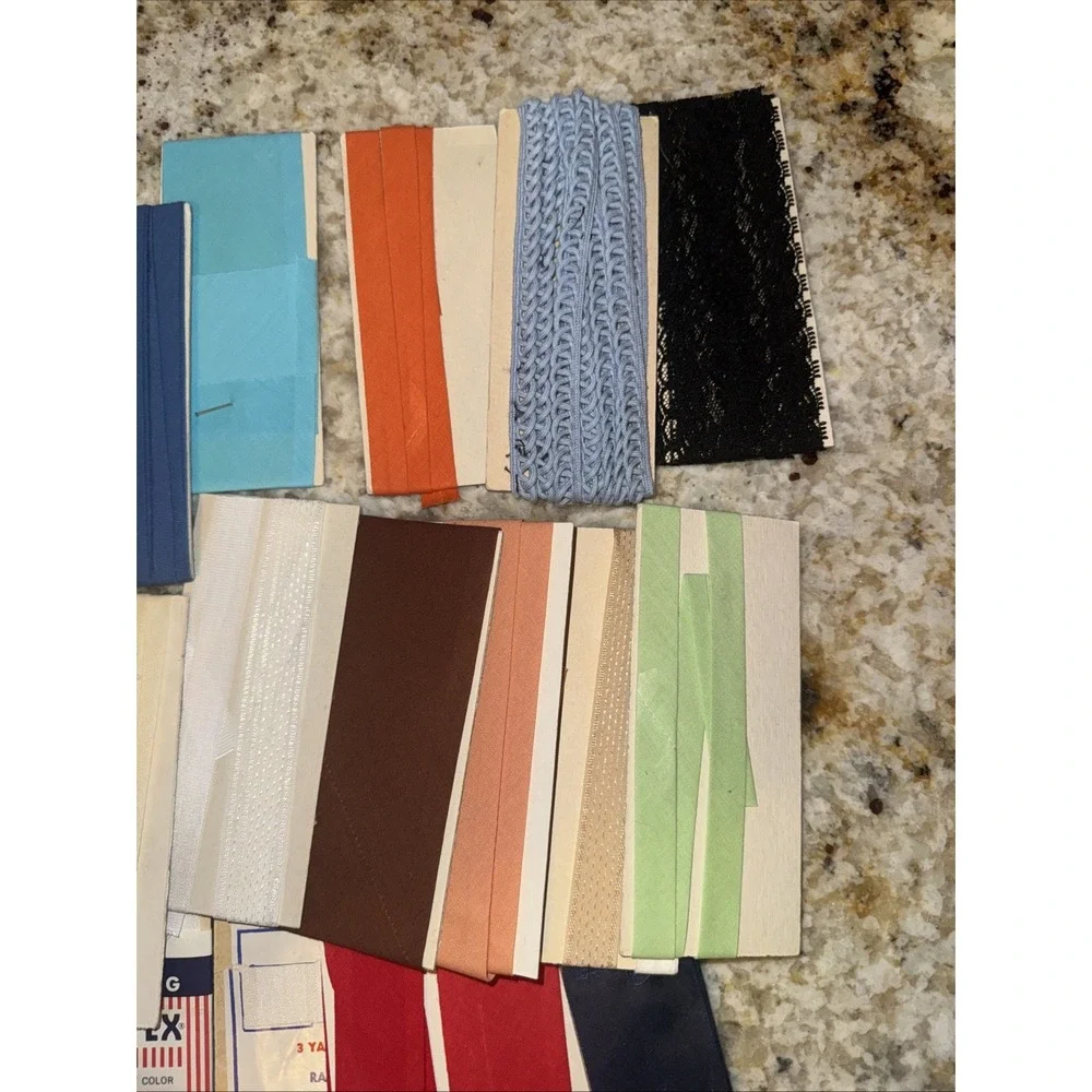 Lot of Vintage Remnants Lace Rick Rack Seam Binding, Bias Tape, Hem Facing